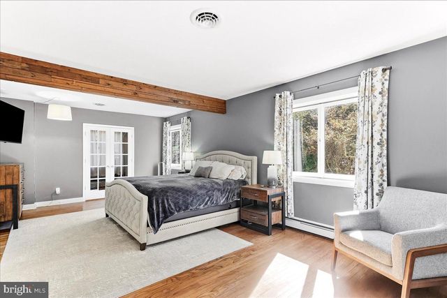 310 WOODVIEW RD, West Grove, PA 19390