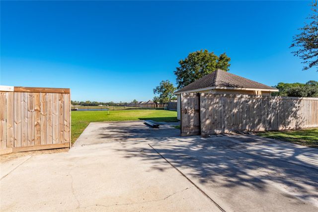 12302 Trista Court, Santa Fe, TX 77510