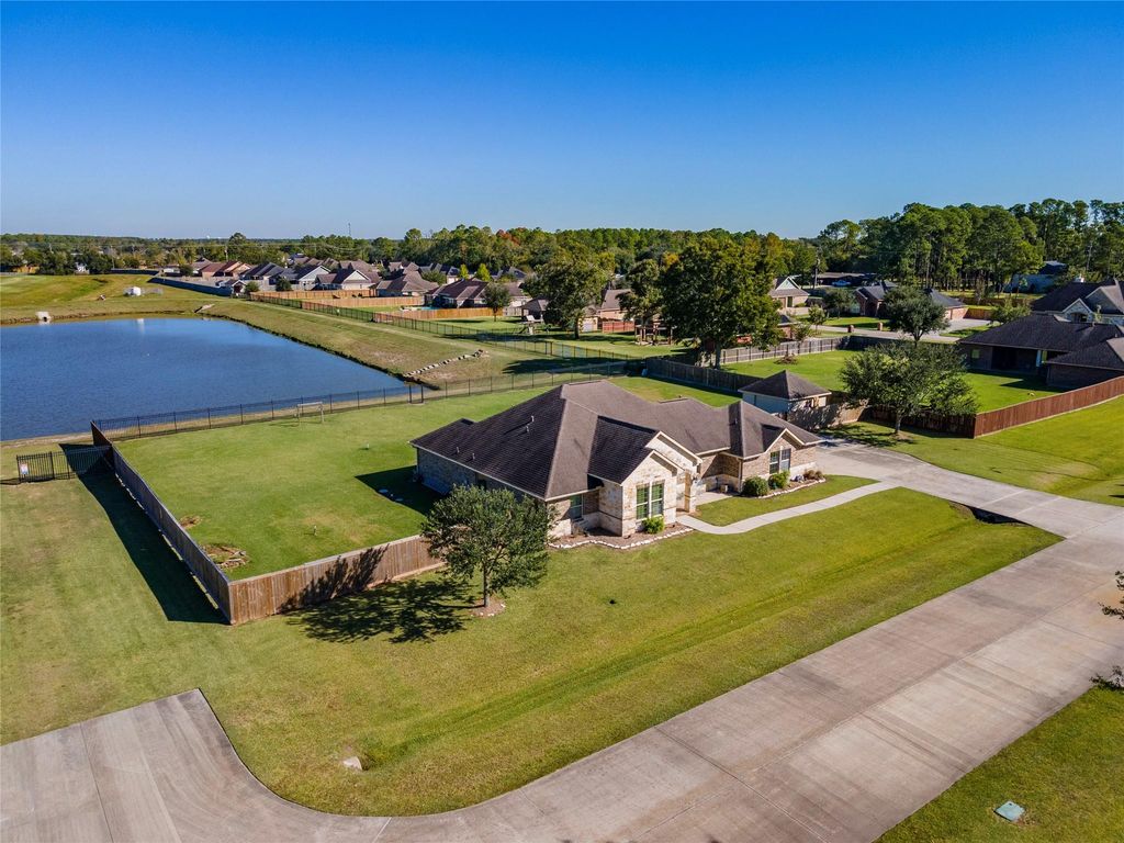 12302 Trista Court, Santa Fe, TX 77510