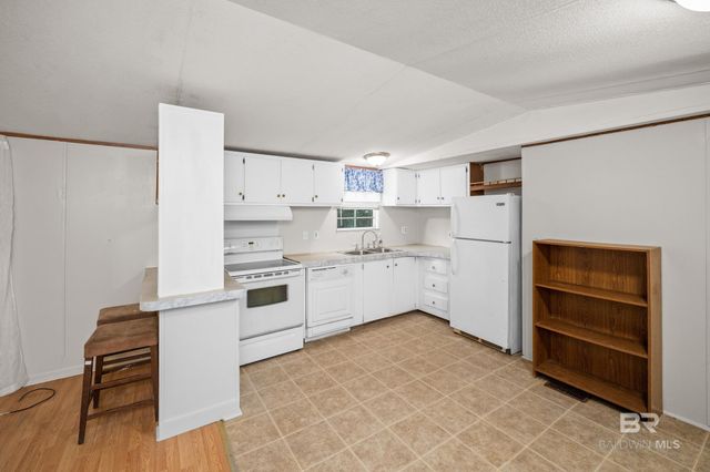 12411 County Road 91, Lillian, AL 36549