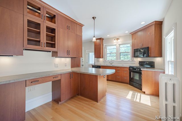 252 Madison Avenue Se, City Of Grand Rapids, MI 49503
