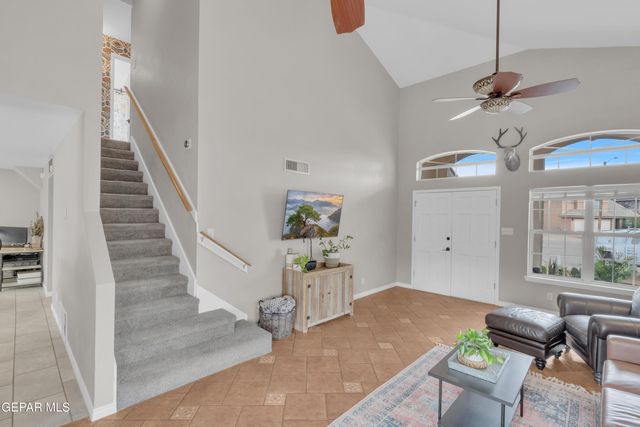 4573 Robert Acosta Drive, El Paso, TX 79934