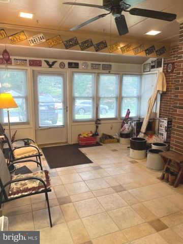 141 N 15TH ST, Camp Hill, PA 17011