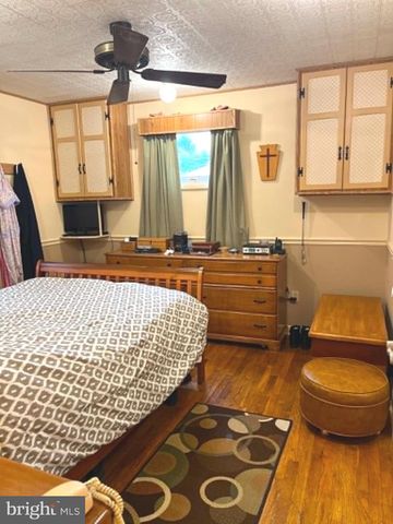 141 N 15TH ST, Camp Hill, PA 17011