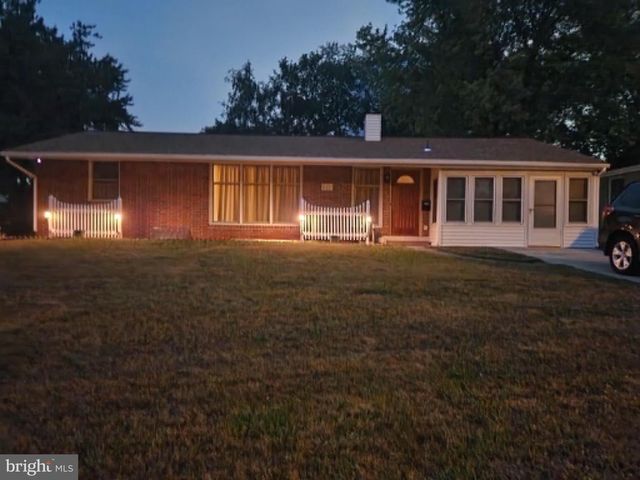 141 N 15TH ST, Camp Hill, PA 17011