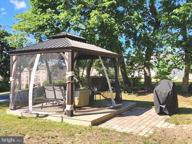 141 N 15TH ST, Camp Hill, PA 17011