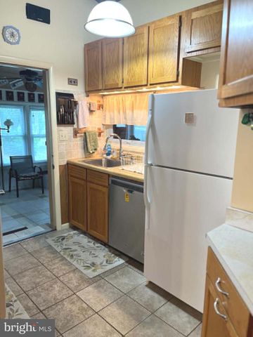 141 N 15TH ST, Camp Hill, PA 17011