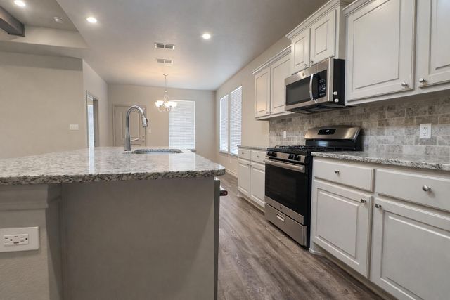 5305 Kemper Street, Lubbock, TX 79416