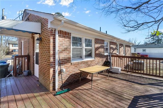 420 Thomas ST, Franklin, VA 23851