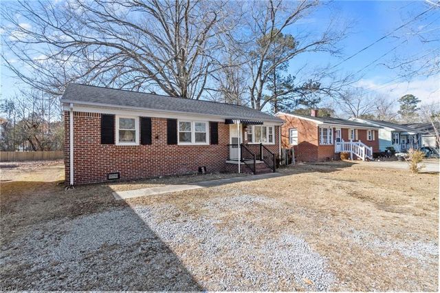 420 Thomas ST, Franklin, VA 23851