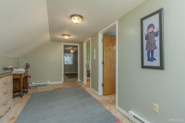 302 Blossom Street, Iron River, MI 49935