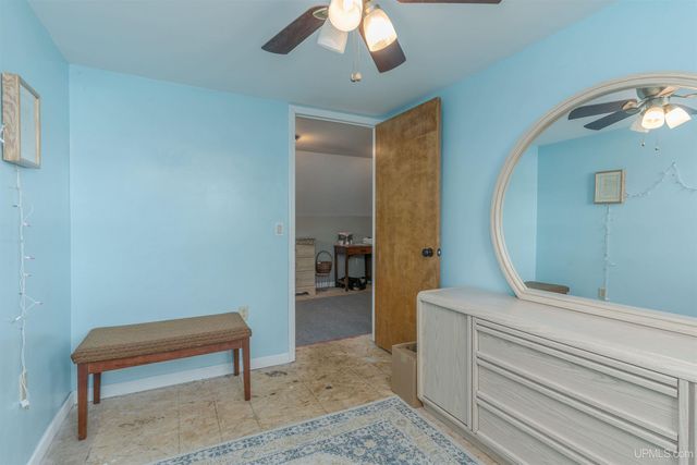 302 Blossom Street, Iron River, MI 49935