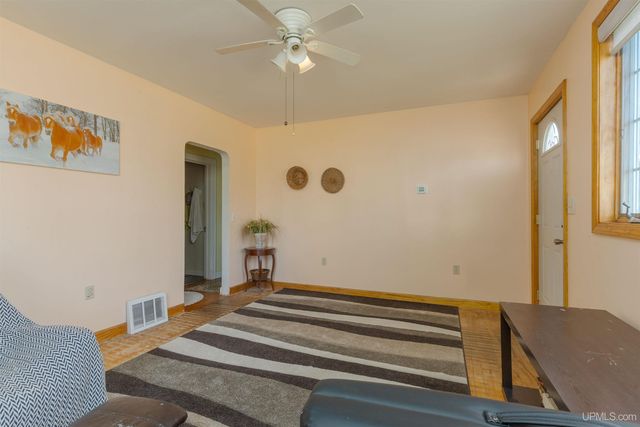 302 Blossom Street, Iron River, MI 49935