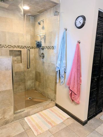 1609 Boca Lago Drive, Valparaiso, IN 46383