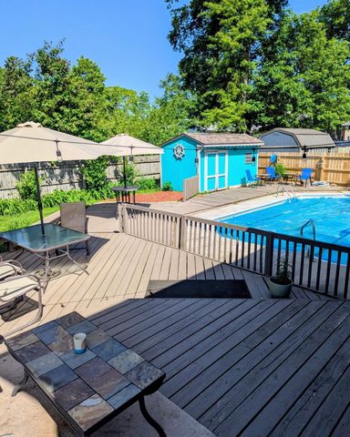 1609 Boca Lago Drive, Valparaiso, IN 46383