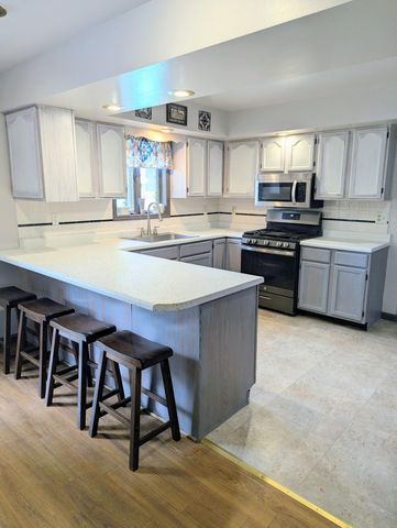 1609 Boca Lago Drive, Valparaiso, IN 46383