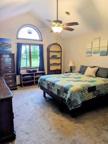 1609 Boca Lago Drive, Valparaiso, IN 46383
