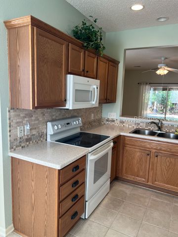 153 Lazy Daisy Dr, Bluffton, SC 29909