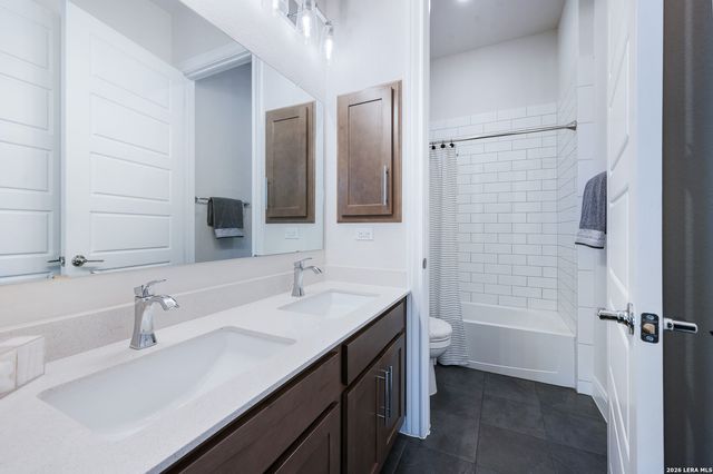 154 Violet Way, Castroville, TX 78009