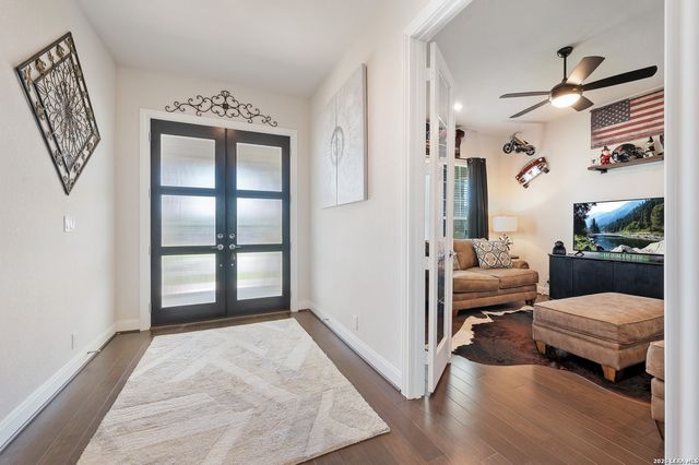 154 Violet Way, Castroville, TX 78009