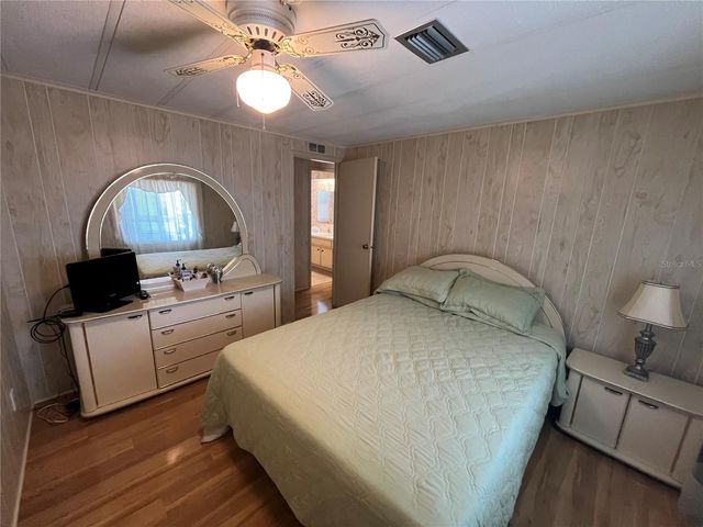 958 CORTINA BOULEVARD, Venice, FL 34285