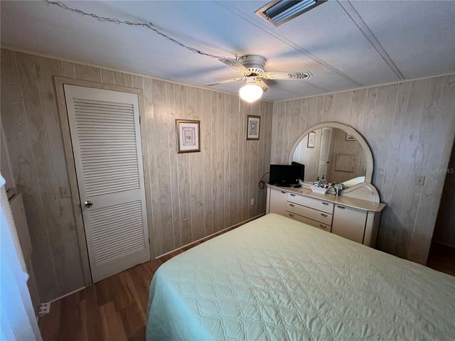 958 CORTINA BOULEVARD, Venice, FL 34285