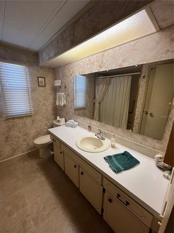 958 CORTINA BOULEVARD, Venice, FL 34285