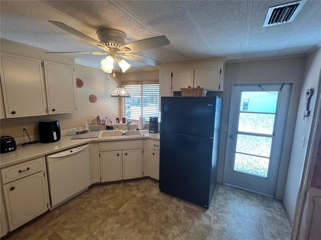 958 CORTINA BOULEVARD, Venice, FL 34285