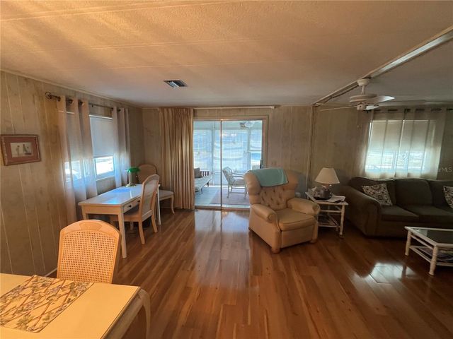 958 CORTINA BOULEVARD, Venice, FL 34285