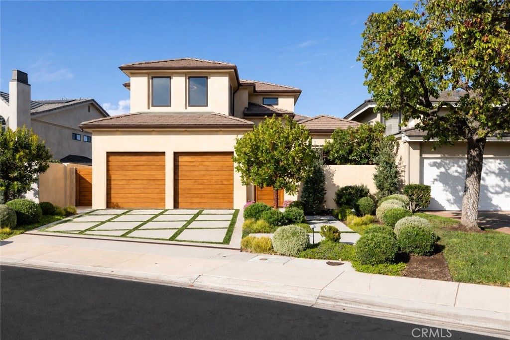 2 Rue Biarritz, Newport Beach, CA 92660 — exterior