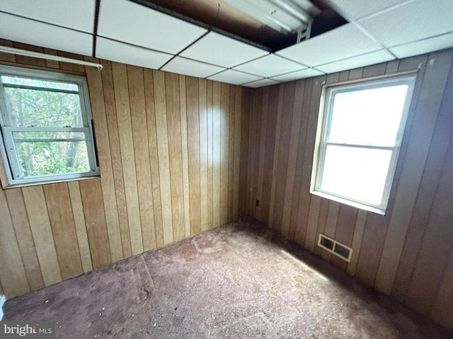 1813 DUNMERE RD, Dundalk, MD 21222
