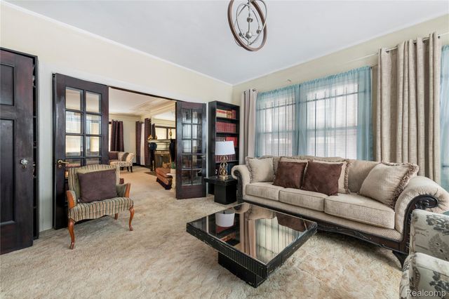 1695 Chicago Boulevard, Detroit, MI 48206