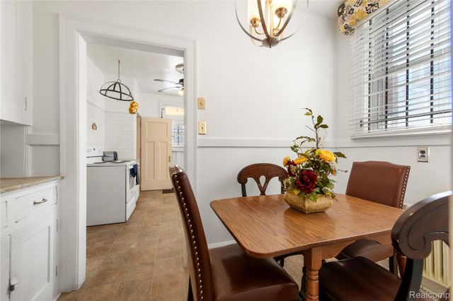 1695 Chicago Boulevard, Detroit, MI 48206