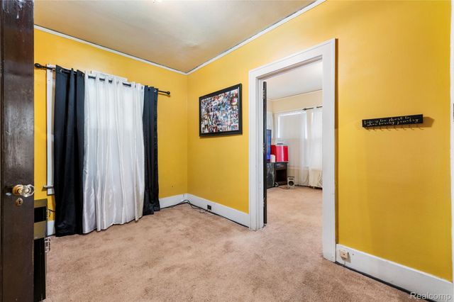 1695 Chicago Boulevard, Detroit, MI 48206