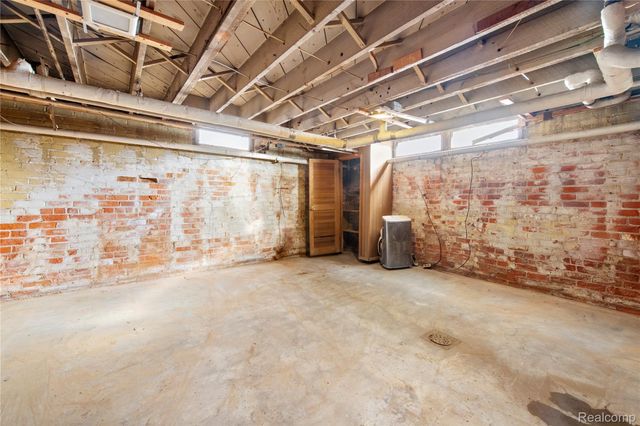 1695 Chicago Boulevard, Detroit, MI 48206