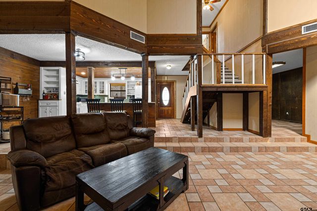 533 Huffman, Harleton, TX 75651