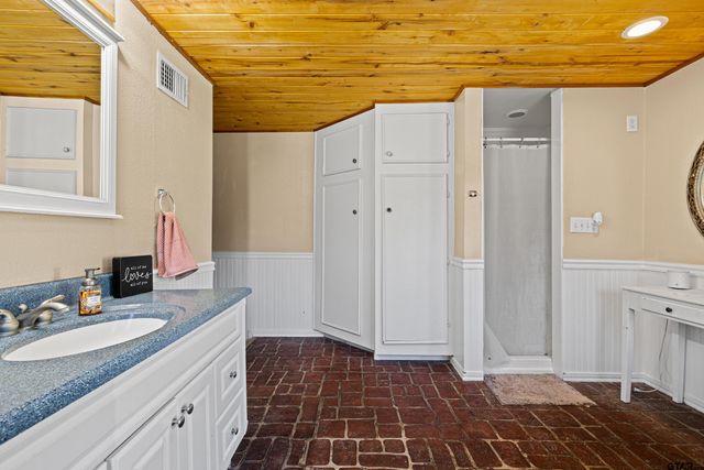 533 Huffman, Harleton, TX 75651