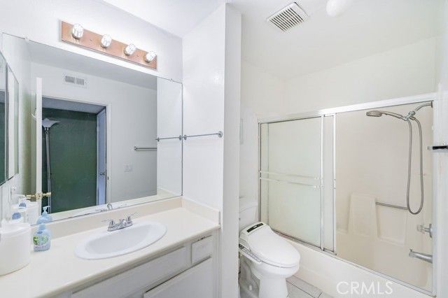 7 Town And Country Road, Pomona, CA 91766