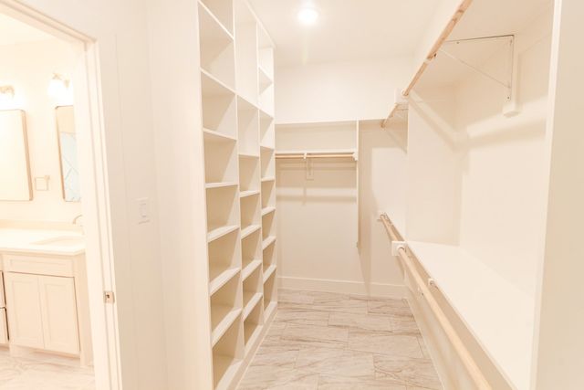 540 Highview Court, Godley, TX 76044