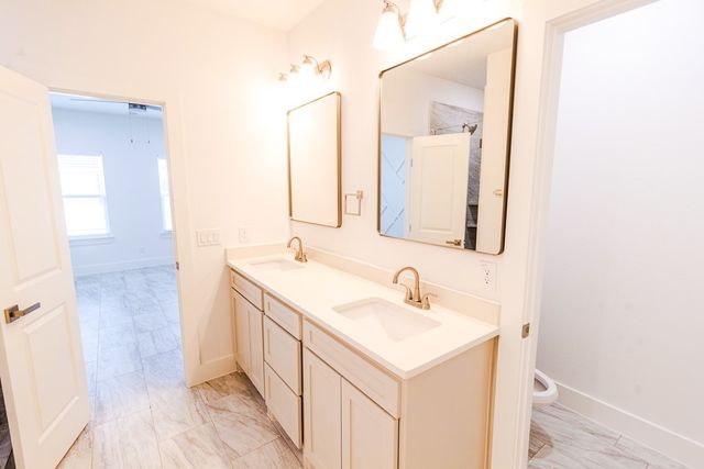 540 Highview Court, Godley, TX 76044