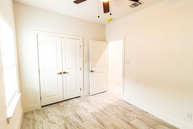 540 Highview Court, Godley, TX 76044