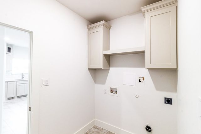 540 Highview Court, Godley, TX 76044