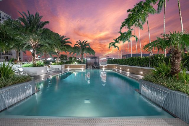 221 SW 12th St 511, Miami, FL 33130