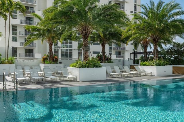 221 SW 12th St 511, Miami, FL 33130