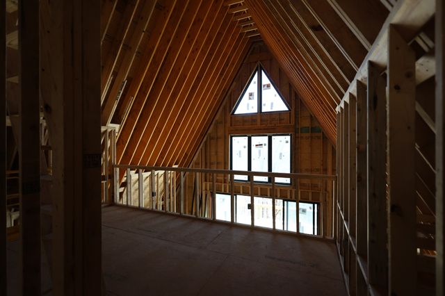 1196 Lakeside Dr, Smithville, TN 37166