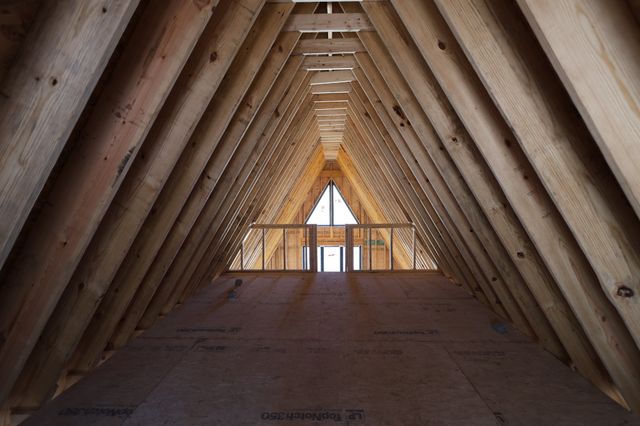 1196 Lakeside Dr, Smithville, TN 37166