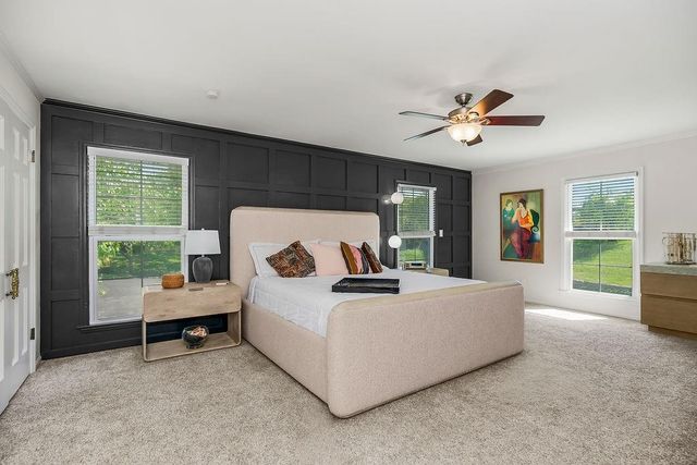 6907 Edgevale Road, Kansas City, MO 64113