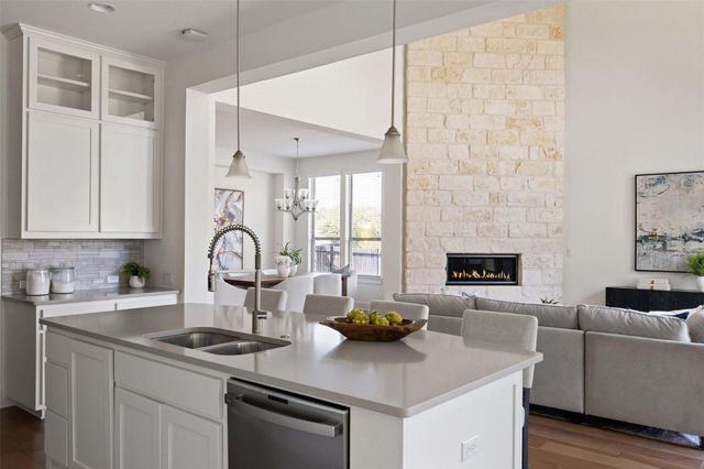 7212 Vicenza DR, Austin, TX 78739