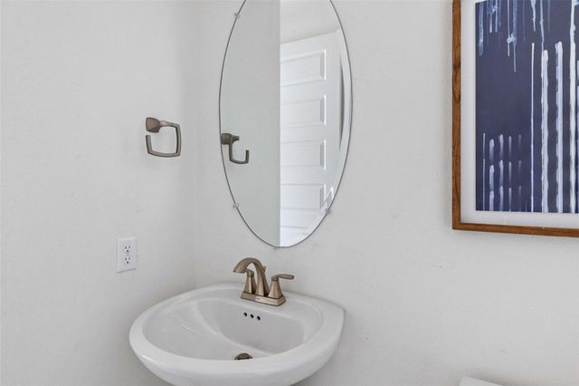 7212 Vicenza DR, Austin, TX 78739