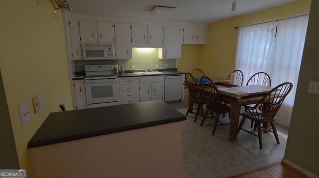 2240 Mills Wood Run, Canton, GA 30114